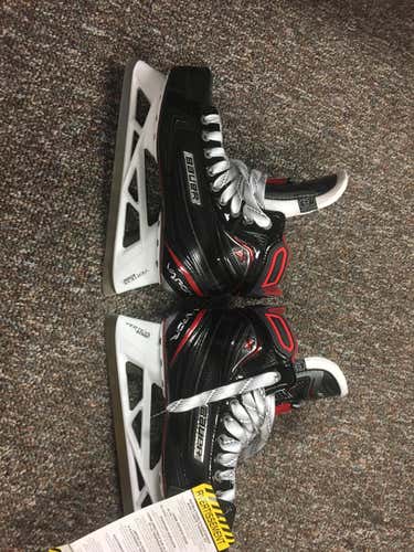 Brand New Goalie Bauer Vapor S17 1X Goal Skate size 9 D $560.00