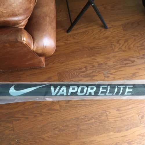 Black Nike Vapor Elite Defense Shaft - D Pole