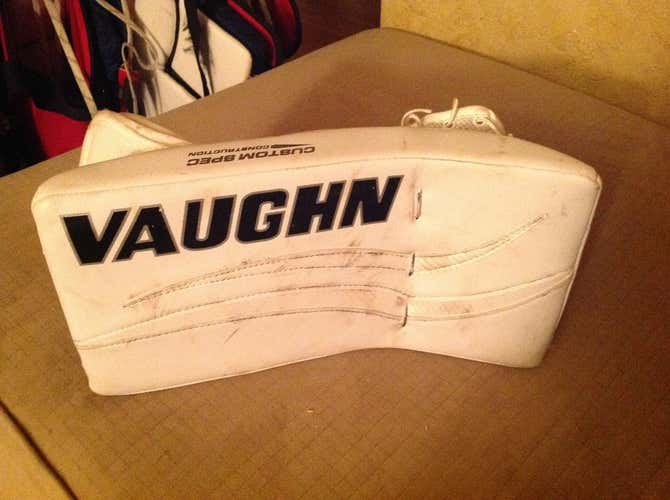 Vaughn Velocity V6 1000 Pro Blocker & Catcher