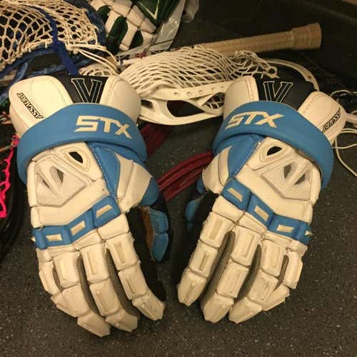 Team Issued Villlanova STX Assault Gloves Great Condition