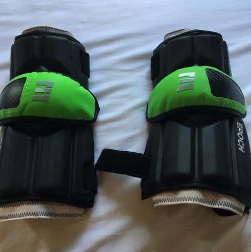 Brand New Epoch Integra Blackcard Elbow Pads