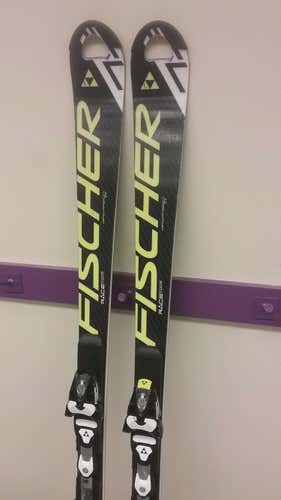 Fischer World Cup Slalom Skis w/ Binding (165cm, 54 flex)