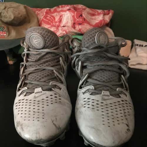 Lacrosse/Football Cleats Amazing Price