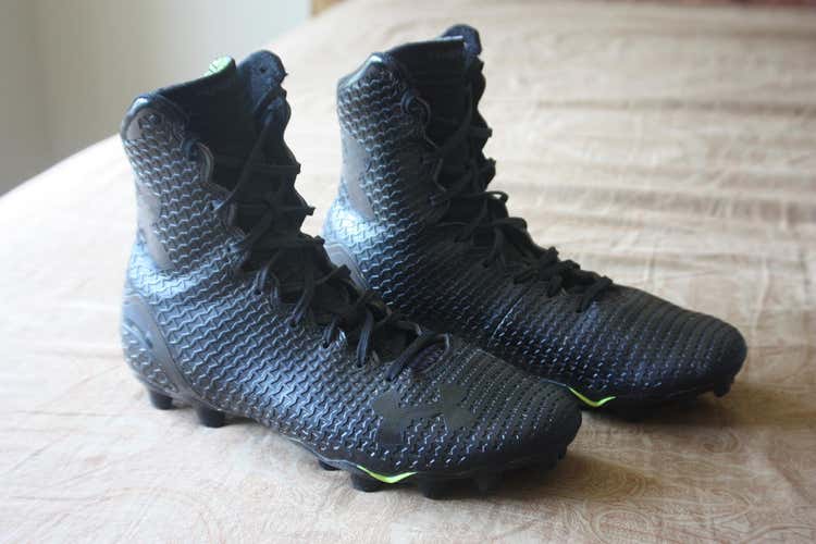 Stealth Black Under Armour Highlights