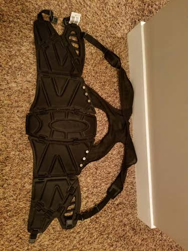 Brand New Large/XL Reebok 9K Box Rib Pad