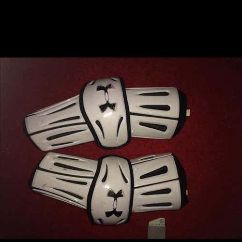 UA Box arm guards