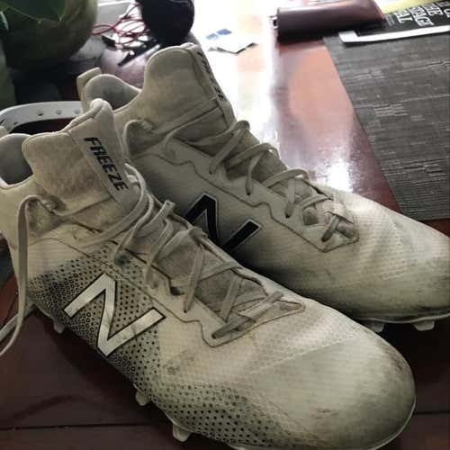 New Balance Freeze Cleats