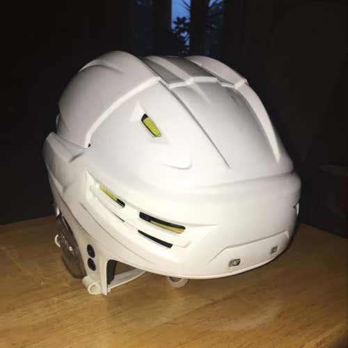 Bauer Re-Akt Hockey Helmet