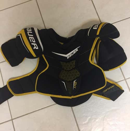Bauer Supreme Shoulder Pads