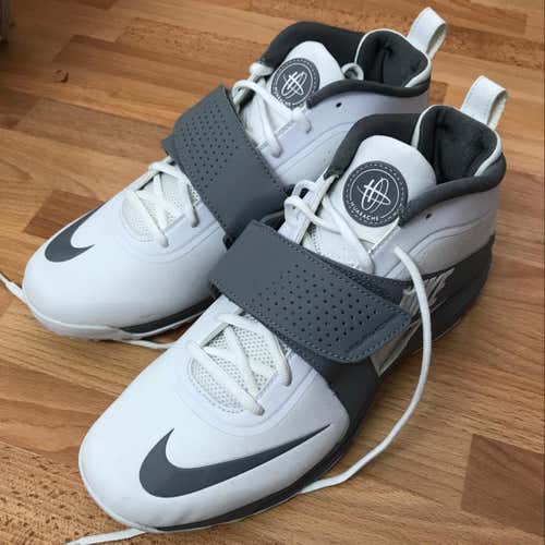 RARE New Hurache White And Silver Turf Shoes