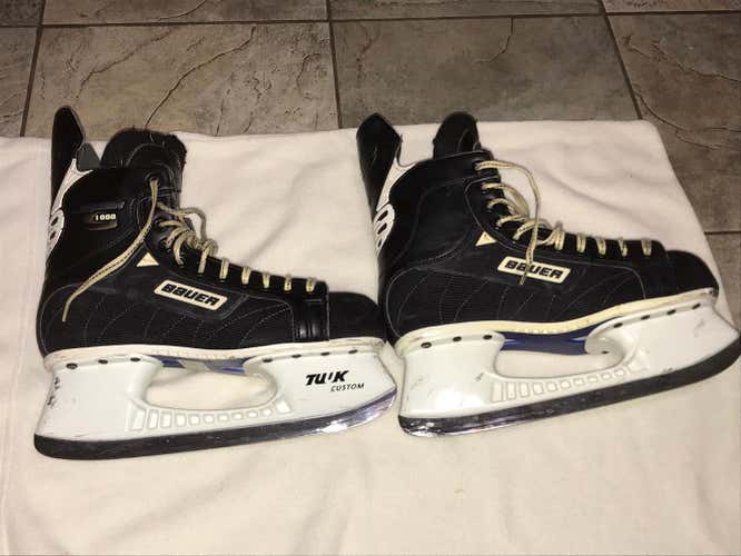 Size 8 D: Sr. Bauer Supreme 1000 - Hockey Skates