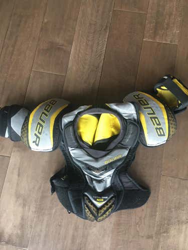 Bauer Total one NXG Pants, Shoulder Pads, and Elbow pads