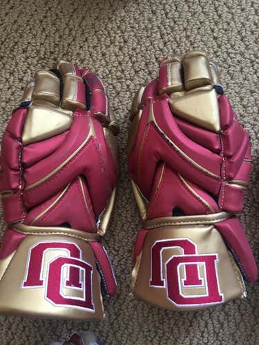 DU Men's Rabil Lacrosse Gloves!!