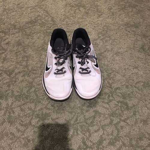 White Nike Golf Shoes