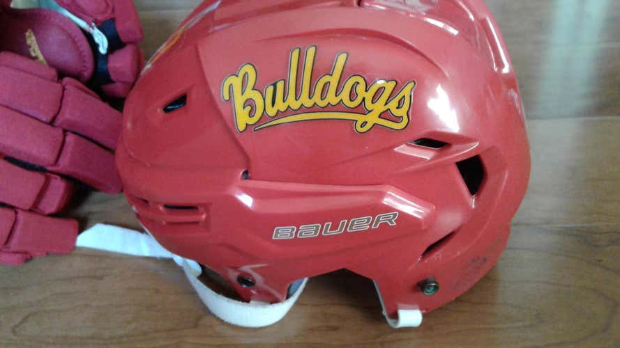NCAA Bauer Reakt helmet medium