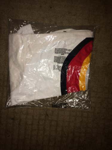 New Reebok Calgary Flames Pro Stock White XL Socks #1021