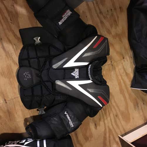 Size L Vaughn 9500 Pro Chest Protector