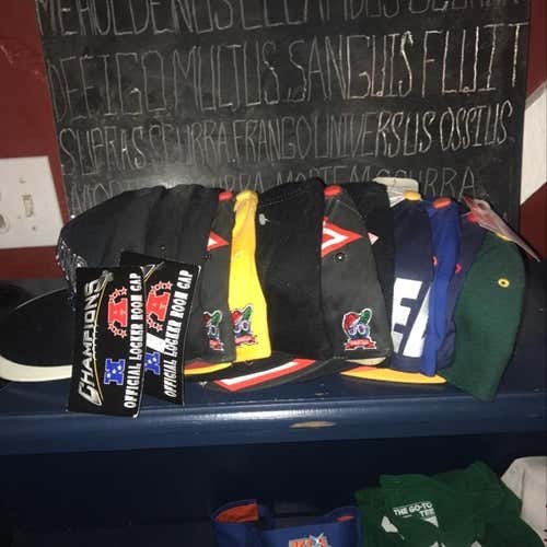 Lot Of Vintage Hats