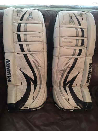 Vaughn Junior 24+1 Goalie Pads