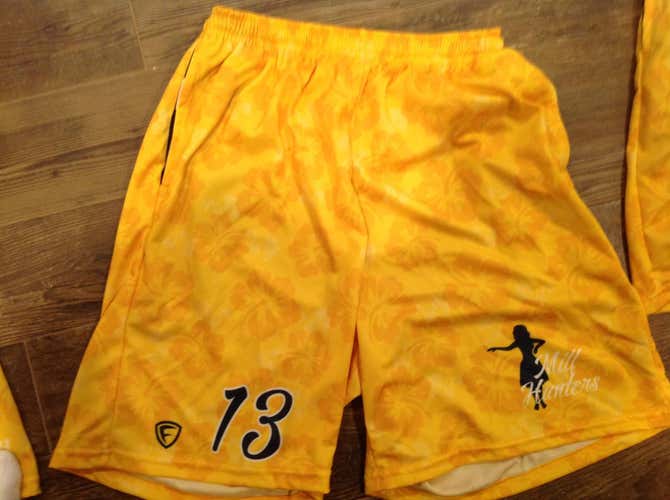 Milf Hunters Shorts XL #13