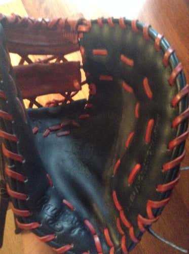 Rawlings Heart of the Hide First Basemen Mitt