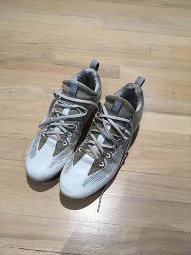 Nike Untouchable Low