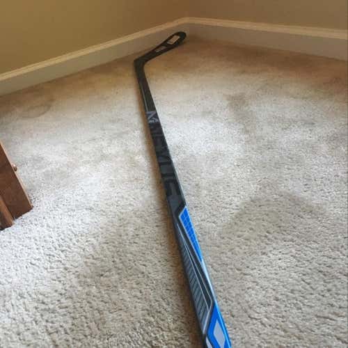 Bauer Nexus 8000 (p92, 87 Flex, Lie 6, Non Grip)