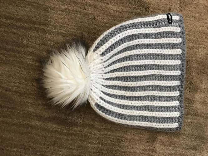 Eisbar Fur Beanie