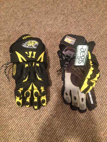 Towson Lacrosse/ Warrior Sugar Daddy Lacrosse Gloves