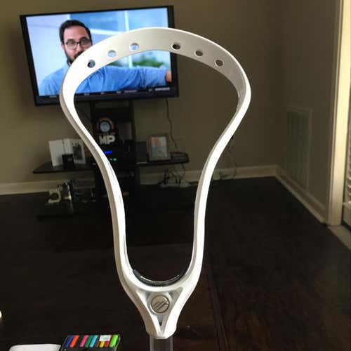 Brand New Maverik Centrik HS With String King Complete Kit