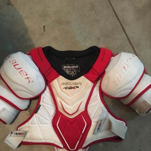 Bauer Apx2 Shoulder Pads
