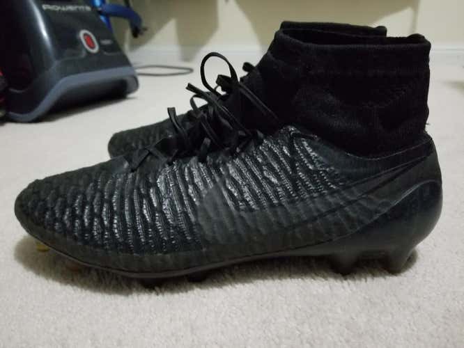 Nike Magista Obra Blackout 8.5US