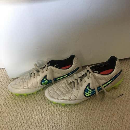 Nike Tiempo Legend V White / Volt / Soar / Black. Nike Tiempo V Legend 2014 World Cup Boot Volt /...