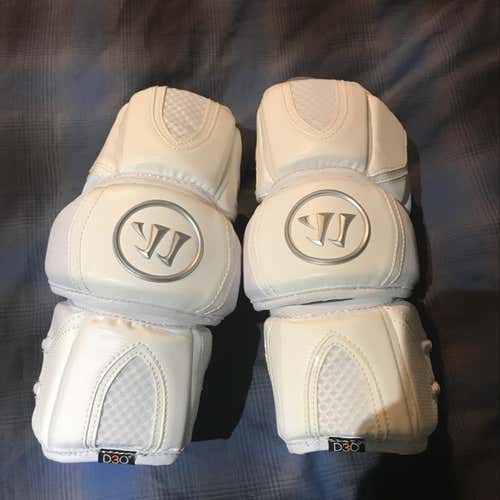 Mens Warrior Evo Pro Elbow Pads 2017 (midfielder)