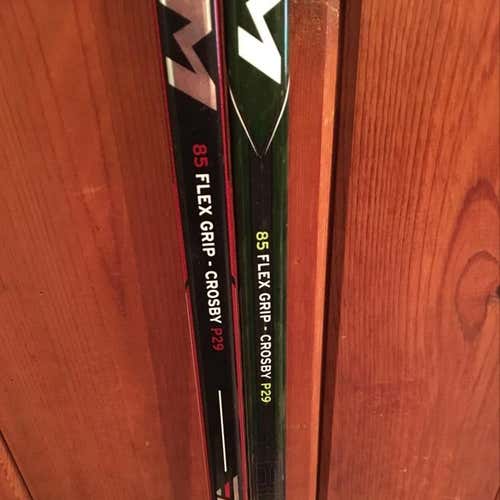 2 Pack CCM Hockey Sticks New RH P29 Grip 85 Flex