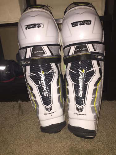 Ccm Ultra Tacks shin guards 15"