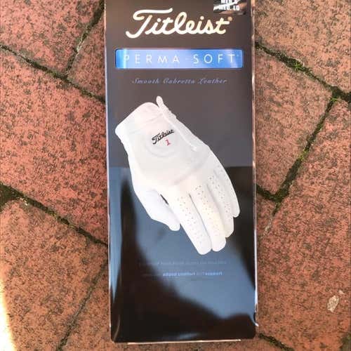 NEW - Titleist PermaSoft Men's Medium/Large White Golf Glove Left Hand - Right Hand Golfer
