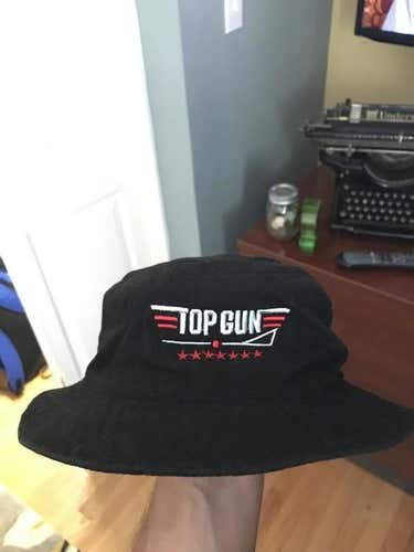 Top Gun Fighting Clams Bucket hat