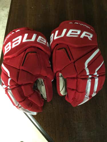 Bauer Apx2 gloves, 14", red, retail