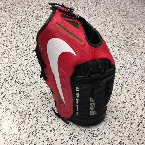 Red Nike 360 Glove