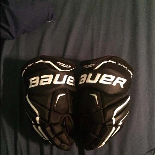 Bauer Vapor X100 Gloves