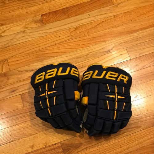 Bauer 4 Roll Pro Gloves