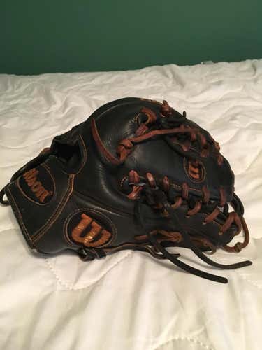 Wilson A2000