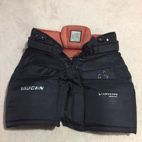 Vaughn Vision 9200 Senior Medium Goalie Pants