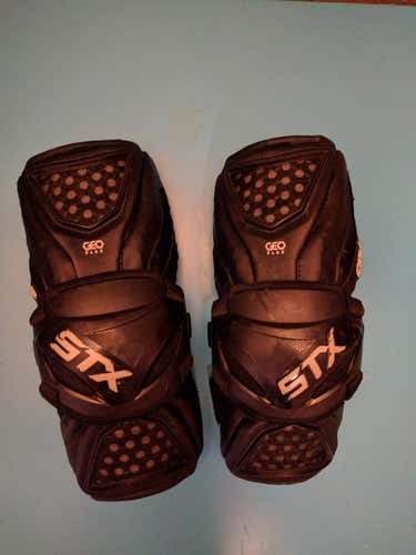 STX Cell 3 Arm Guards Medium Excellent condition