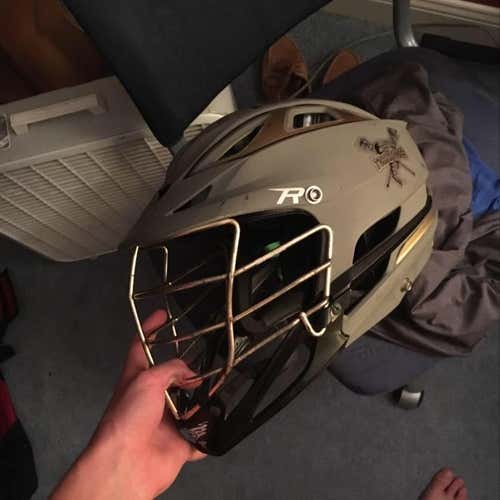 Matte Gray Cascade R Chrome Gold Face