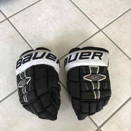 Bauer Nexus 1n Gloves