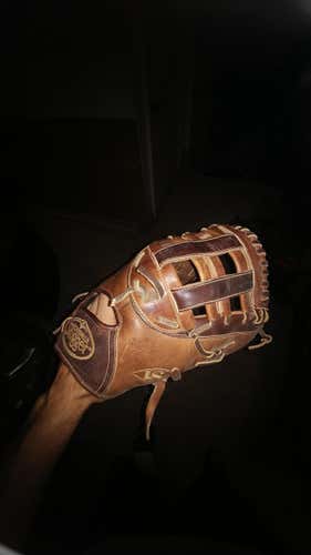 Louisville Slugger Omaha Pro 1B mitt