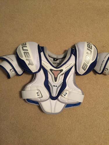 Nexus 1N NEW adult small shoulder pads
