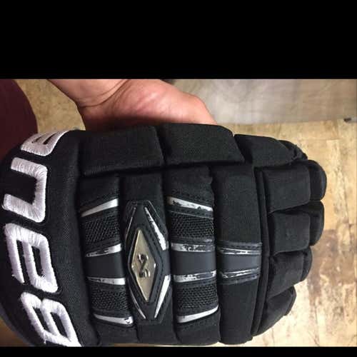 Bauer Nexus 1000 Gloves